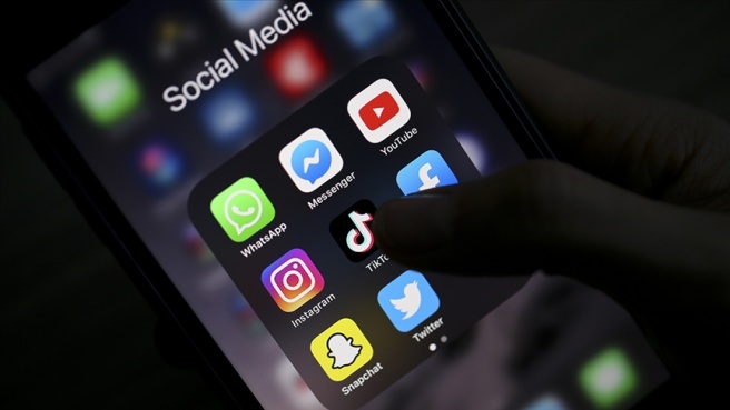 California'da sosyal medya şirketlerinin şeffaf olmalarını öngören yasa yürürlüğe girdi