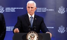 ABD Başkan Yardımcısı Pence’ten “Kongre binasını terk edin” çağrısı