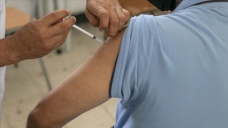 ABD ile Avrupa ülkelerinde Kovid-19 aşısı olmayanlara yönelik zorlayıcı tedbirler yürürlüğe giriyor