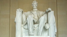 ABD'de Abraham Lincoln anıtına saldırı