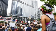 ABD'de artan ırkçılık ve nefret olayları protesto edildi