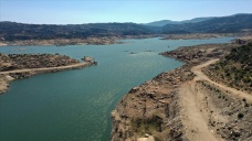Adnan Menderes Barajı'ndaki su seviyesi kuraklık nedeniyle yüzde 19'a geriledi