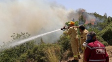 Adrasan'daki orman yangınına müdahale ediliyor