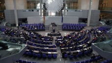 Almanya'da Federal Meclis'te yeni Kovid-19 önlemleri kabul edildi