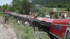 Almanya’da meydana gelen tren kazasında halen 7 kişi kayıp