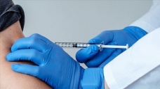 Almanya'da 'sağlık personeline Kovid-19 aşı zorunluluğu' tartışmaları