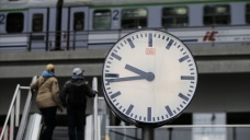 Almanya’nın kuzeyinde teknik sebepten dolayı tren seferleri durdu