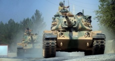 Ankara’dan yola çıkan tanklar Silopi’de