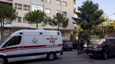 Ataköy'de binadan parka ateş açıldı: 2 yaralı