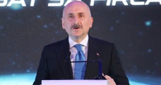 Bakan Karaismailoğlu: 'Türksat 5A uydusu, 8 Ocak 04.28'de yörüngesine fırlatılacak'