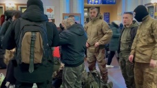 Belaruslu yabancı savaşçılar Rusya’ya karşı mücadele için Lviv’den yola çıktı