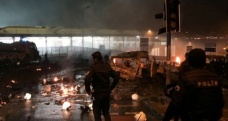Beşiktaş'da Patlama Anı Böyle Görüntülendi