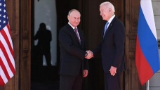 Biden ile Putin arasındaki Ukrayna görüşmesi başladı