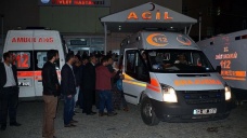 Bitlis'te minibüs şarampole devrildi: 10 yaralı