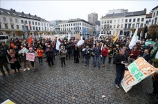 Brüksel'de çiftçilerden protesto