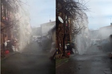 Büyükada’da İSKİ borusu patladı, su metrelerce yükseğe fışkırdı