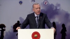 CANLI-Cumhurbaşkanı Erdoğan: Göçmenler konusunda insanlık Ege'de ve Meriç'te de sınıfta ka