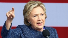 Clinton yenilgisinden dolayı FBI'ı suçladı