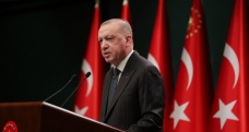 Cumhurbaşkanı Erdoğan'dan kritik mesajlar