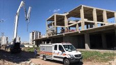 Diyarbakır'da inşaatta iskelenin çökmesi sonucu 1'i ağır 6 işçi yaralandı