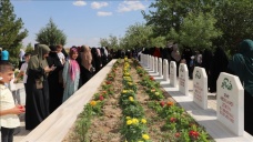 Diyarbakır'da terör örgütü PKK'nın 'Susa Katliamı'nda hayatını kaybedenler anıld