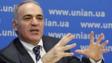 Dünyaca ünlü Rus satranç oyuncusu Kasparov, ülkesini eleştirdi