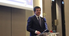 Ekonomi Bakanı Nihat Zeybekci’den ‘kur’ çıkışı