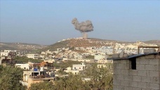 Esed rejimi İdlib'de füzelerle TIR parkını vurdu: 7 sivil yaralı