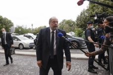 Fransa Adalet Bakanı Dupond-Moretti hakkında resmen soruşturma başlatıldı