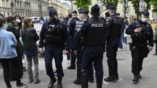 Fransa'da 6 polis, ırkçı hakaret ve şiddetten hapis cezasına çarptırıldı
