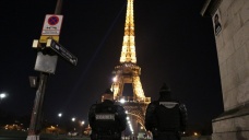 Fransa'da gece uygulanan sokağa çıkma yasağı 20 Ocak'a kadar uzatıldı