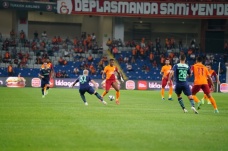Galatasaray Devler Ligi'ne havlu attı