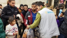 Halepli ailelere insani yardım