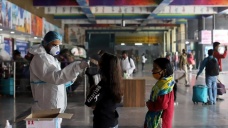 Hindistan'da artan Kovid-19 vakaları küresel aşı arzını tehdit edebilir