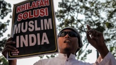 Hindistan'da bir Müslümanın gözaltında hayatını kaybetmesinin ardından halk sokaklara indi