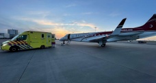 Hollanda fişini çekecekti, Türkiye ölüme terk edilen vatandaşını ambulans uçakla aldı