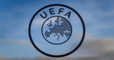 Hükmen mağlup sayılan Tottenham, UEFA Konferans Ligi’ne veda etti