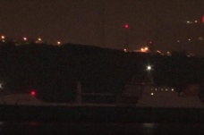 İngiliz Donanması'na ait savaş kargo gemisi İstanbul Boğazı'ndan geçiş yaptı
