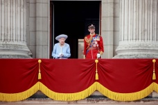 İngiltere Kraliçesi II Elizabeth, St Paul Katedrali'ndeki Şükran Günü ayinine katılmayacak