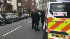 İngiltere'den Fransa'ya geçmek isteyen tır şoförleriyle polis arasında arbede yaşandı