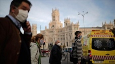 İspanya'da Kovid-19'da günlük vakalar düşse de ölüm sayıları yüksek seviyede