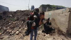 İsrail askerlerinin Batı Şeria'daki gösterilere müdahalesinde onlarca Filistinli gazdan etkilen