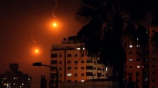 İsrail, Gazze'ye 14 hava saldırısı düzenledi