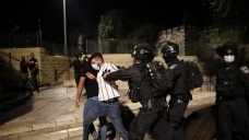 İsrail polisinden Kudüs’teki Filistinli tutuklulara destek gösterisine müdahale