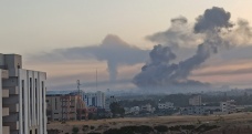 İsrail'in hava saldırılarında hayatını kaybedenlerin sayısı 65'e yükseldi