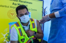İstanbul Havalimanı’nda Türk yolcuların aşılanmasına başlandı