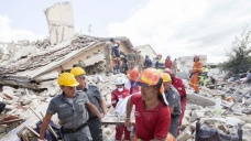 İtalya daki depremde ölenlerin sayısı 247 ye çıktı