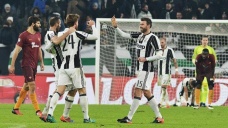 Juventus zirvede tek başına