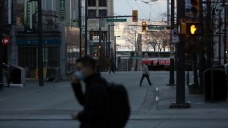 Kanada'da Kovid-19 salgını gerekçesiyle 33 milyon mobil cihaz izlendi