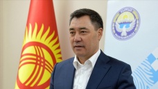 Kırgızistan'daki cumhurbaşkanlığı seçimlerini kesin olmayan sonuçlara göre Caparov kazandı